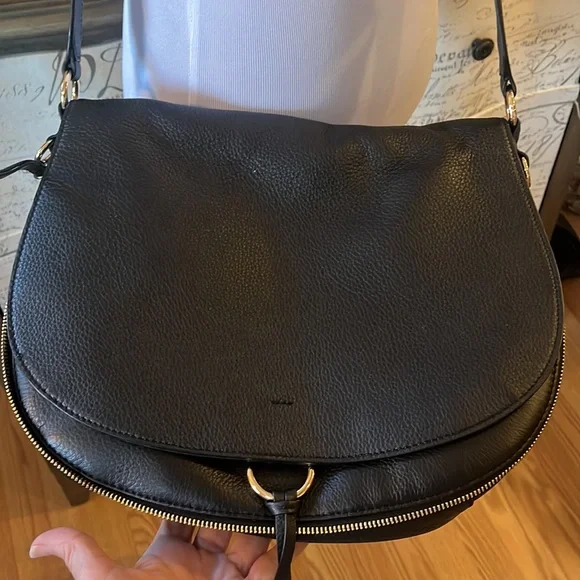 VINCE CAMUTO BARNA LEATHER SADDLE BAG BLACK WITH GOLD TONE HARDWARE - Picture 14 of 16